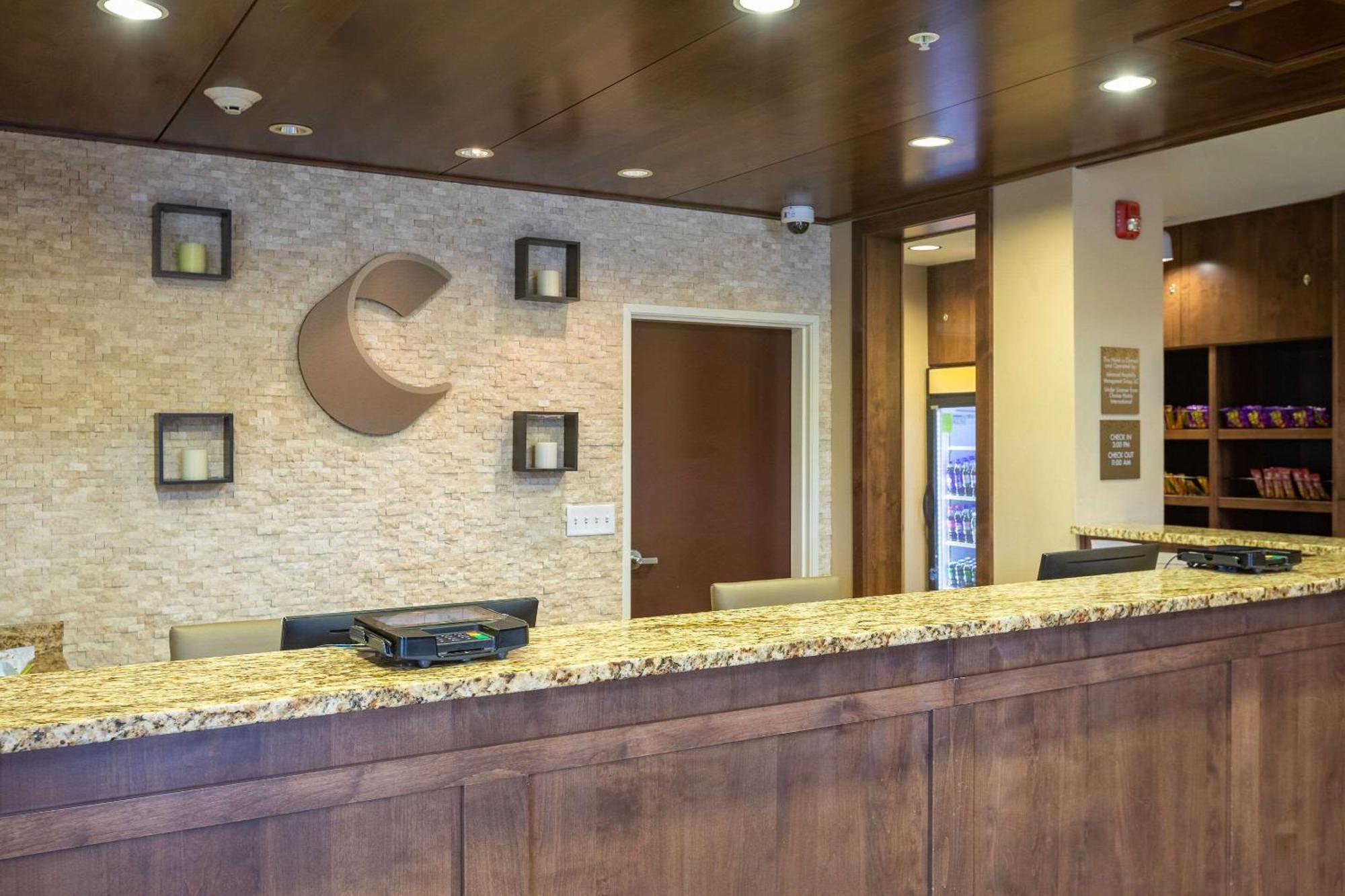 Comfort Suites Denver near Anschutz Medical Campus Aurora Exterior foto