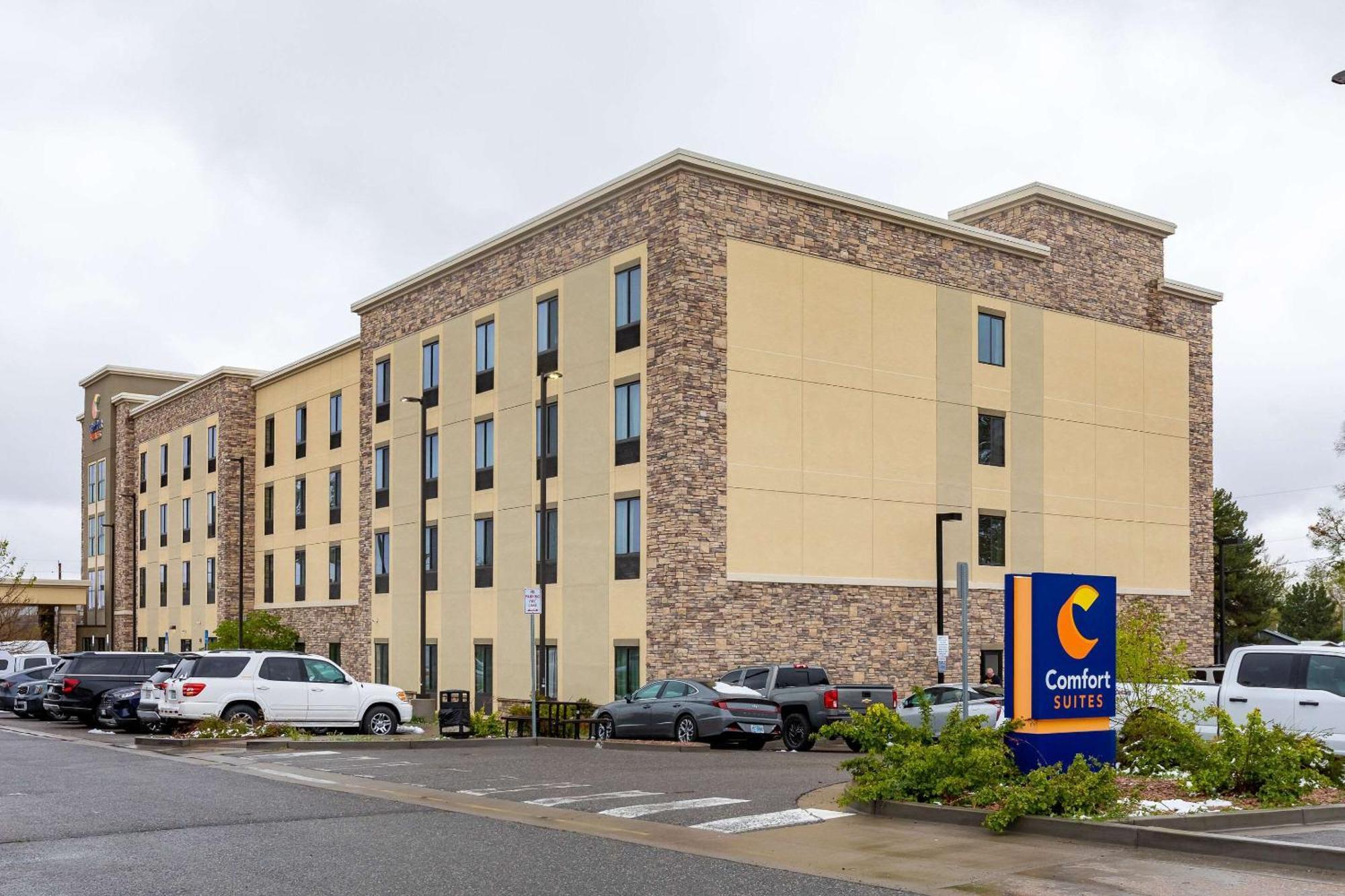 Comfort Suites Denver near Anschutz Medical Campus Aurora Exterior foto